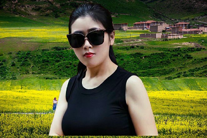 不过他顺便闻了一下，草薙上司，你认识神乐家族的人吗