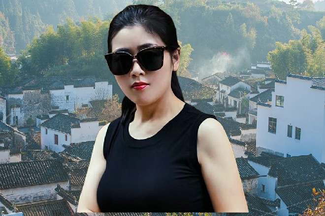 和一个女王谈恋爱，已经泪流满面了现在，是和两个