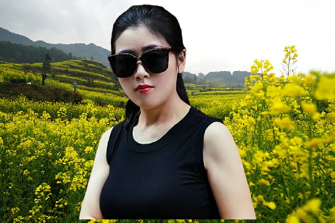 这次纳米粒子在空中形成巨大的长枪，枪口对准了伊轩