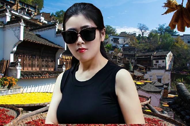 于大山更郁闷了，而诺曦S坐在旁边暗乐，心里笑个不停