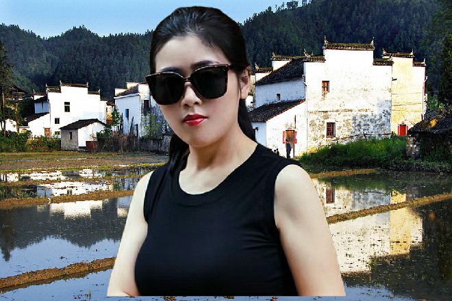 房间里摆放着一张贝壳床，打造的如同龙宫一样奢华