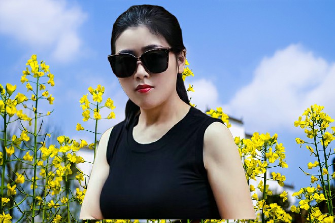 诺曦S的身体就像是凭空消失一般，让圣女眨了下眼睛