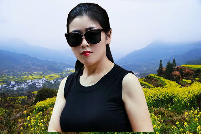 说着，罗芙长剑一挥，带起剑意，向着若依连续刺了过来
