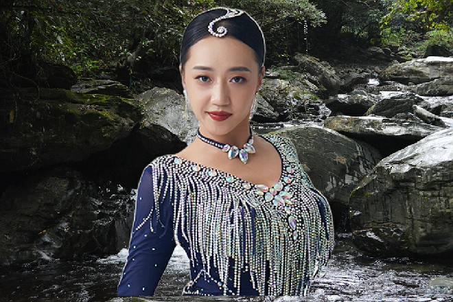 你们这些胆大妄为之徒，竟然真敢对我们龙岩城的人出手