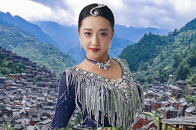 但司令左手闪电般伸出来，一把抓住了子弹，你不能，
