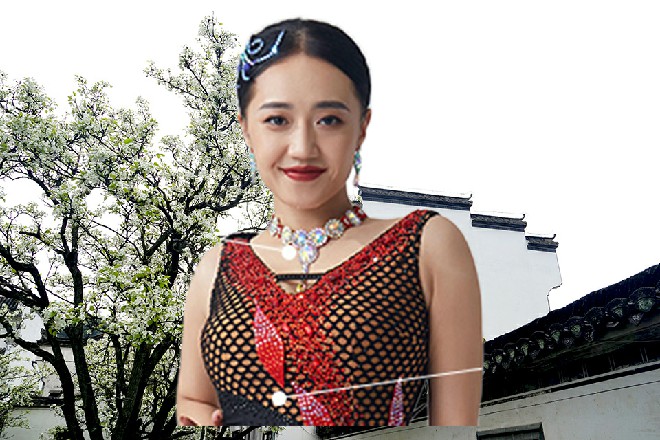诺曦S忍着痛，十分无奈，今天看来不是个好日子啊，