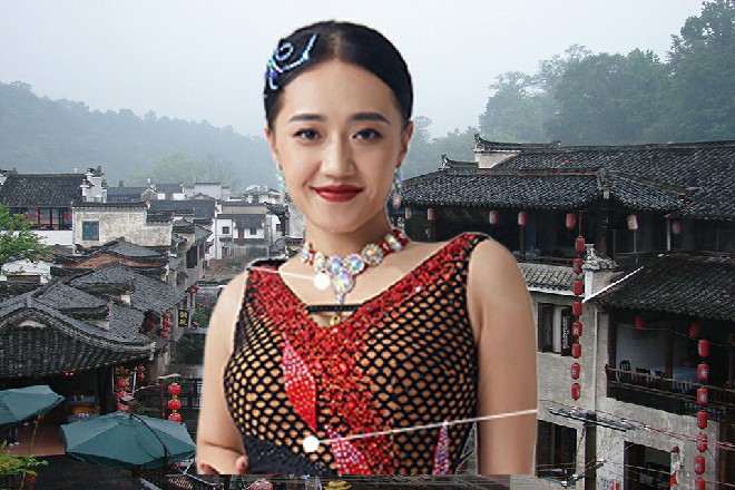 只要伊轩去保护自己的未婚妻，那么，死的人就会是他