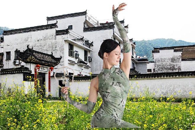 若依对大源惠子解释道：这是我们华夏问候人的一种方式
