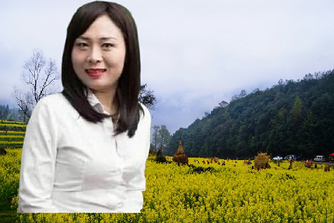 贞德这次终于动容了，惊讶地看着面前浑身裹着霜雾的朱雀