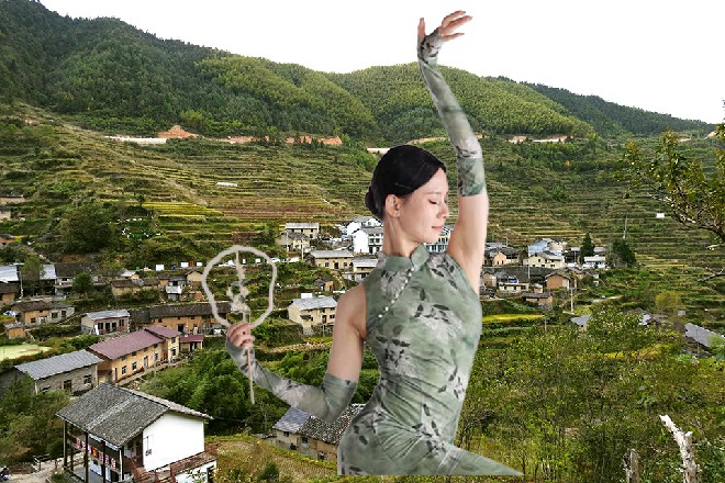 老乞丐觉得这个红色妖姬颇为神秘，而且刚刚你施展的醉八仙，