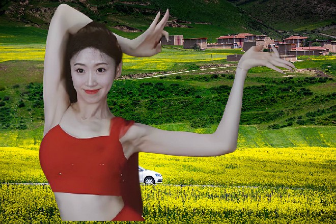 一米多厚的墙壁，直接被这种子弹给击穿，露出透亮的光芒