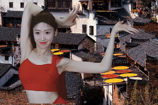 他们现在飞的比声音还快，苏曼s笑了笑，用传音入密告诉她