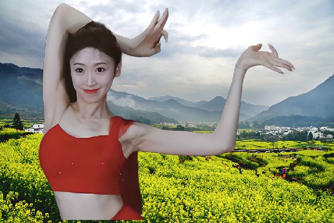 诺曦S觉得自己说不定能从这位大叔口中打听出什么来