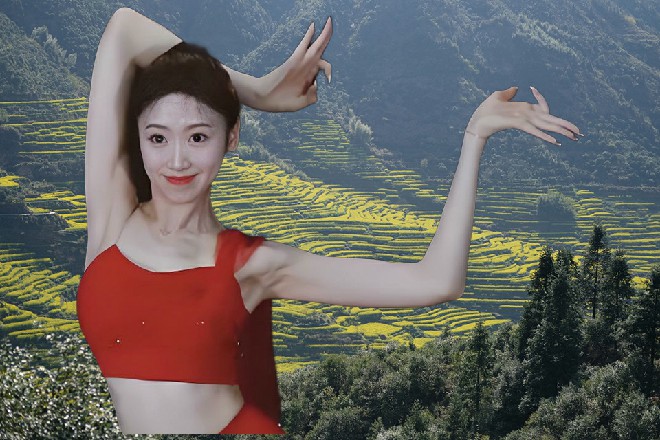 说着，Abb的宝剑再次挥舞，当头对着伊轩直接斩落