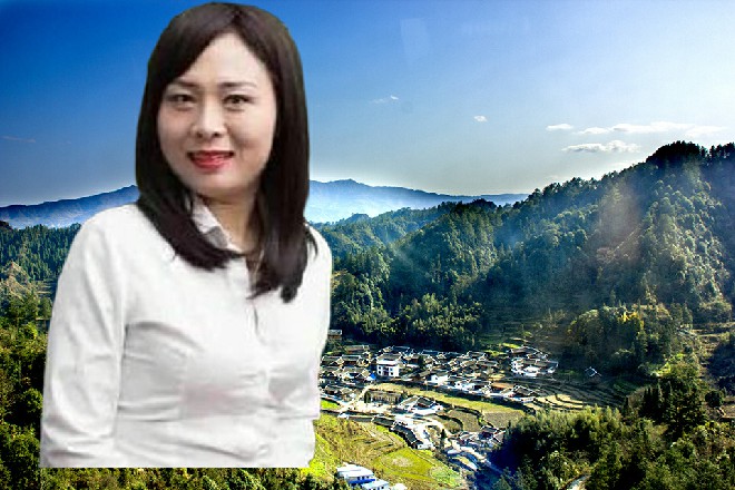 龙娇娇眼神迷离，仿佛回到了几年前，同样是在这个大堂里
