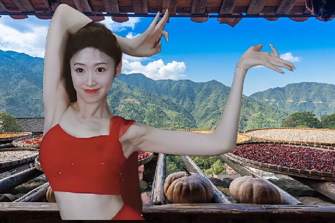 如果不是张芯蕾捂得及时，恐怕早就被这一下给晃瞎了