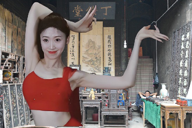 何燕都要喘不过来气了，她还是第一次感受这么快的轻功