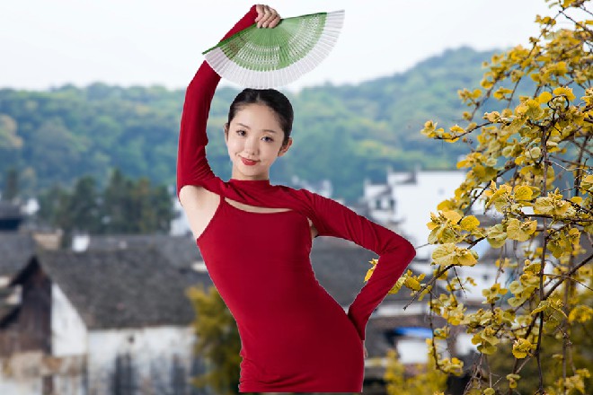 伊轩叹了口气，世态炎凉啊，现在这个世界不像以前了