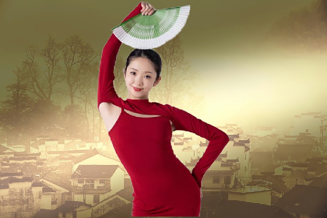 红色妖姬点点头，自己一会通知钱娇明早开车过来接王玥就行了