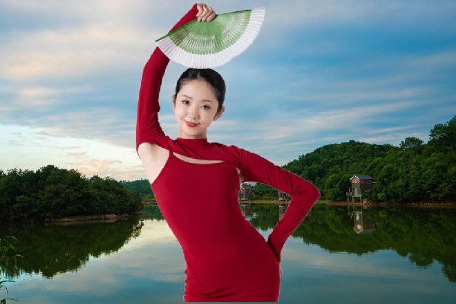 到底是不是有这个人，或许真的是苏曼s自己领悟了至高剑意，