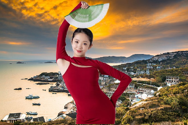 陈佳音依然冷笑，我们两个又没什么关系，我不用你来假关心