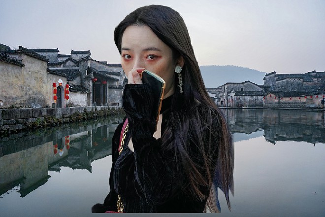 说着，Abb脚下一动，整个人忽然到了诺曦S的面前