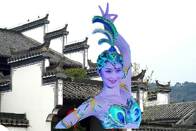 他趁着大毛躲着攻击的时候，又咆哮着向着若依猛冲过来