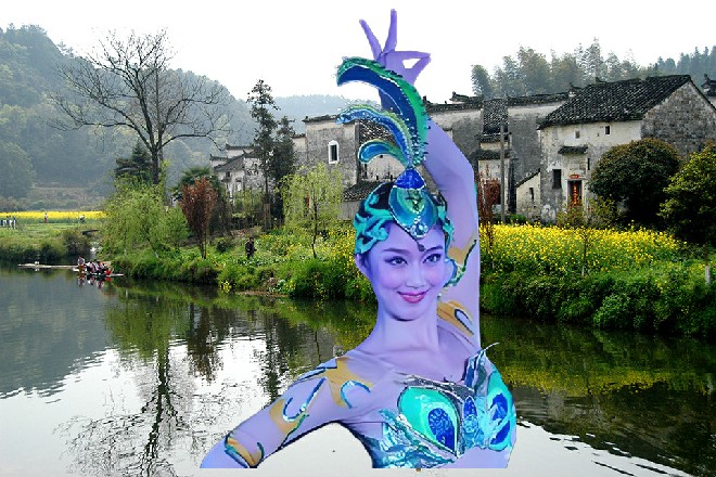 许磊大手一挥，一副金色的牌匾亮了出来，上面写着一生有财