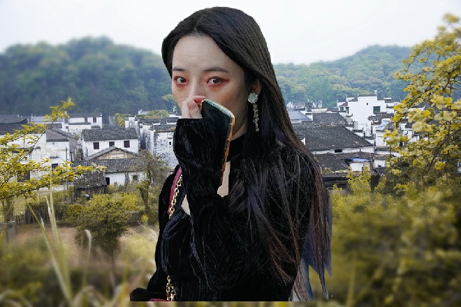 兰胜男一甩袖子，你这么大的大掌门，我峨眉派可招待不起