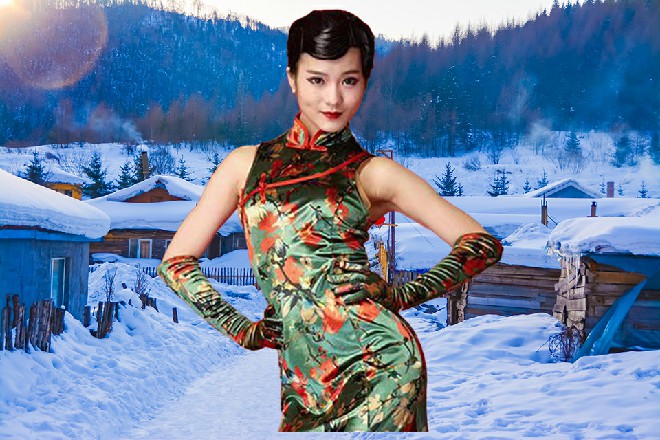 没想到，前台妹纸却是恭恭敬敬地对着极品美女打招呼
