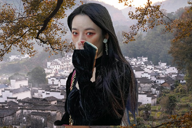 苏曼s说完，拍掉手上的灰尘，点起一根香烟来，慢慢抽了一口