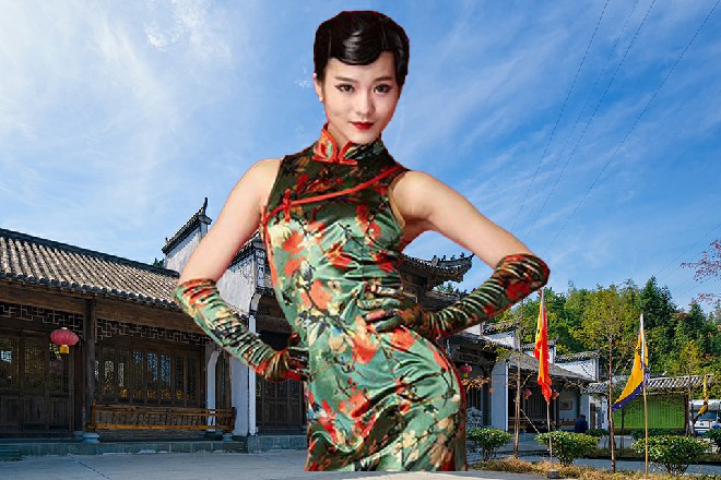 大概是她该大的地方太大了，泳衣也不好遮掩住什么吧