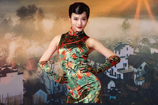朱雀看着那穿着一身OL装的美女，忍不住有些惊讶