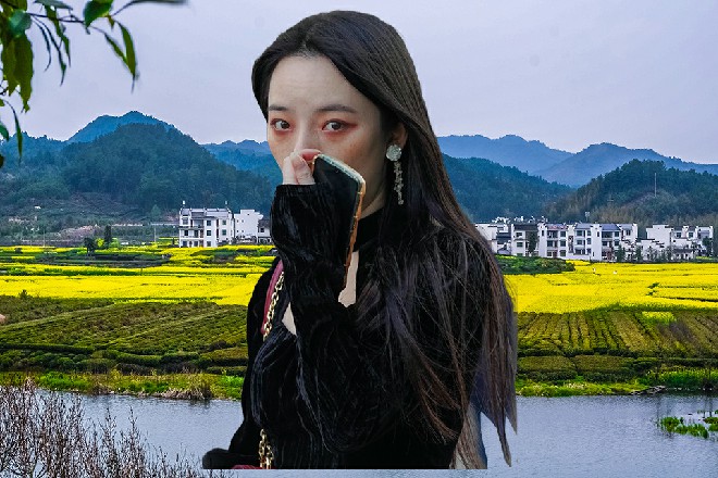 向南一咧嘴，什么侍卫不侍卫的，他们的刀能有手枪快