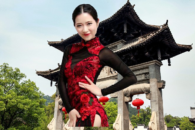 这黑无常真的如同鬼神一样，从水中而来，索伊轩性命