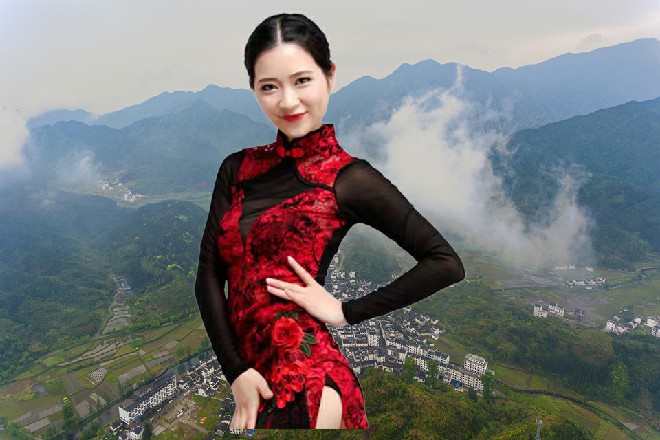 王玥从来不怀疑苏曼s的话，直接带着炎黄的人开始撤离这里