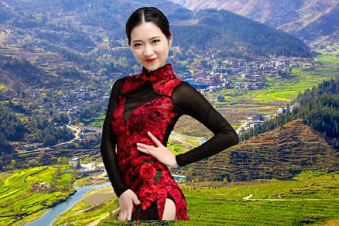 罗芙竟然俏皮地吐了吐舌头，我现在还在用这个呢，