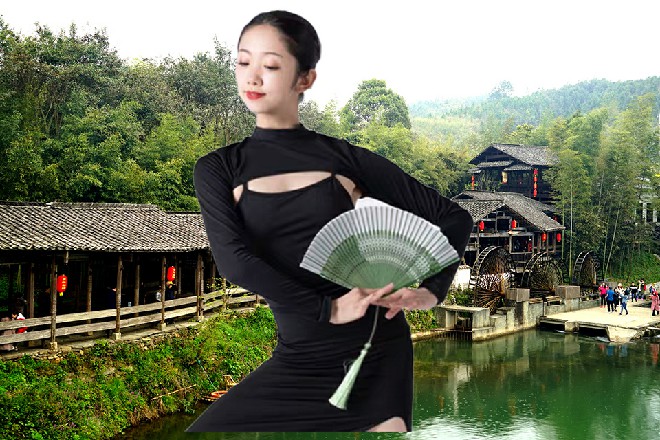 陈晓夜娇斥一声，不试试怎么知道子弹可不长眼睛