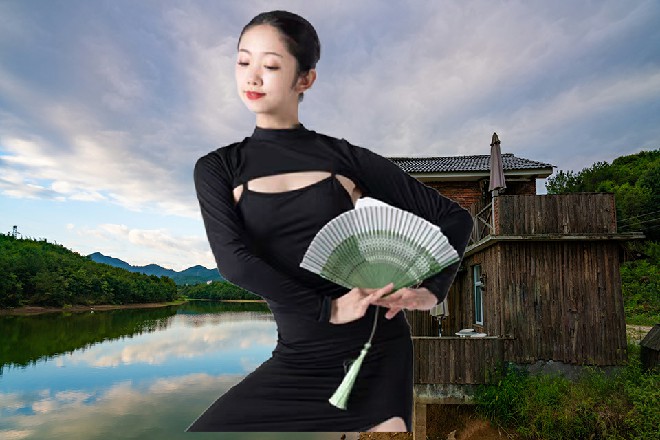 那个，干事先生，能不能，出示一下您的证明，