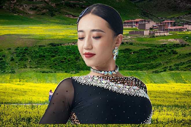 孙大师干咳两声，问道：你们这，有没有那个，大保健