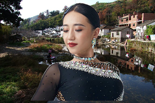 红色妖姬直接坦白道：如果我败给了前辈，到时候自当亲手交还