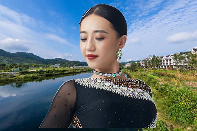 既然如此，我也不打扰你们拍戏了，我还要上班，再见