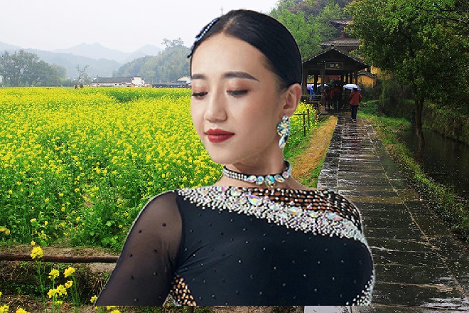 她是我老婆，自然要跟在我的身边，就不劳烦你费心了