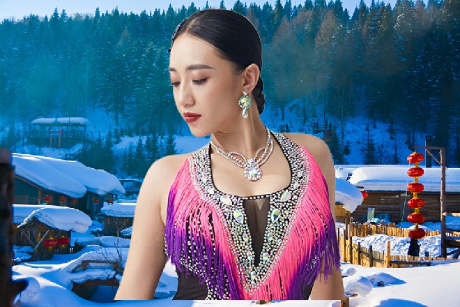 小妞，别怕，大爷会对你负责的反正早就亲过你了