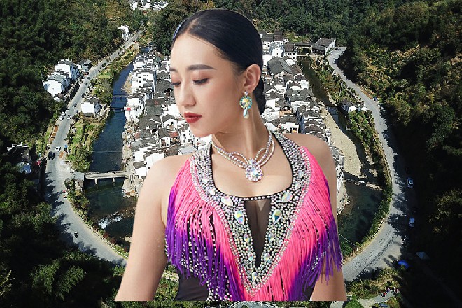 苏曼s毫不客气地讥讽道：你充其量，只不过是一个怪物罢了