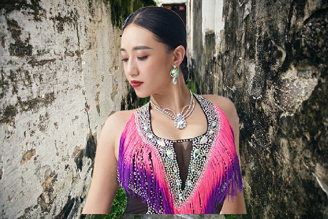 皮尔斯有些震惊，没想到诺曦S竟然还有能力反击自己