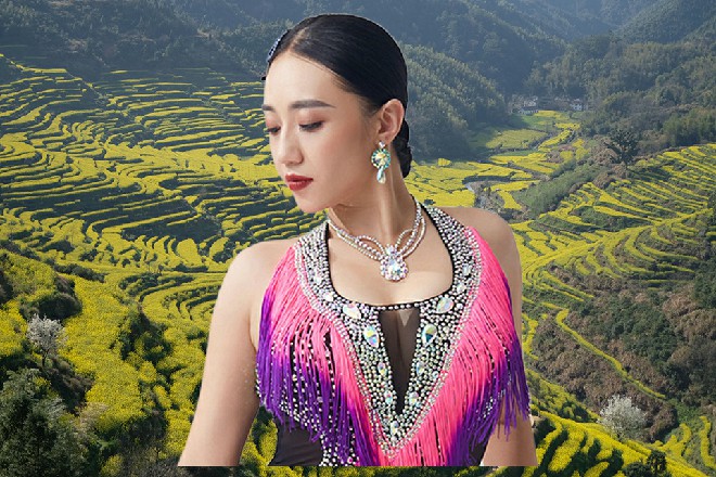 啊，那不是生生企业的总裁夫人么，你又在胡说八道了