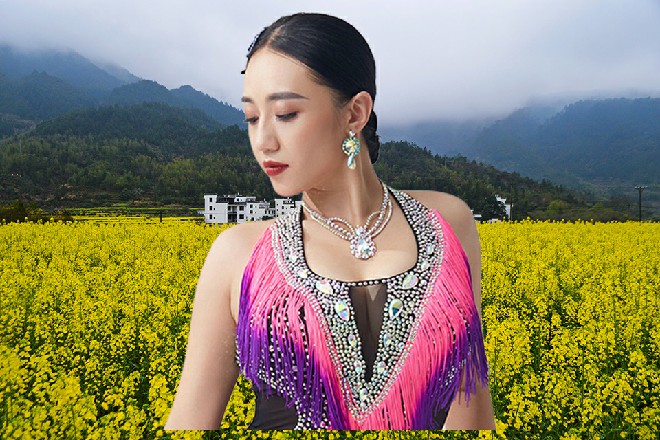 陈佳音依然冷笑，我们两个又没什么关系，我不用你来假关心