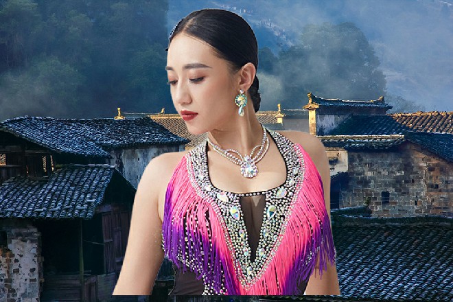 你们知道个屁要是真的金，挂在外面两天，还不被人偷了