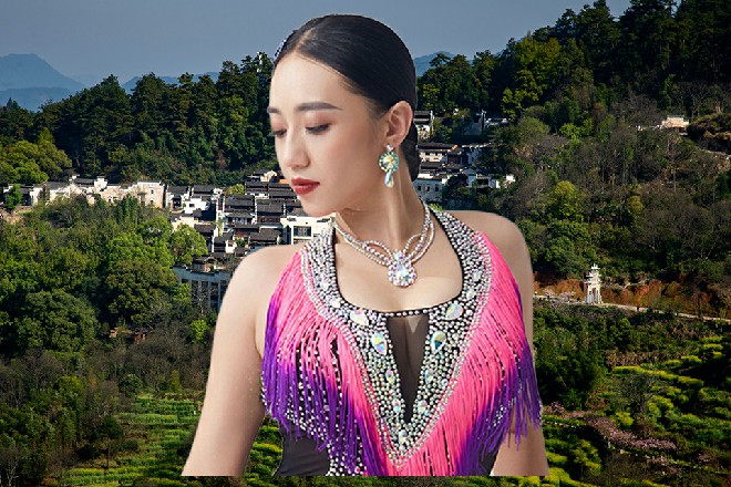 游客们的消费能力的确客观，但破坏能力也是惊人的